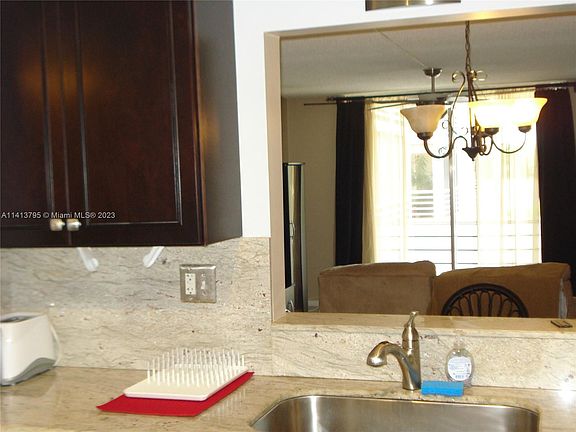 5th image of 404 NW 68th Ave APT 307