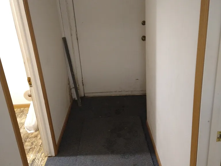 1216 Willis Ave — Photo 5