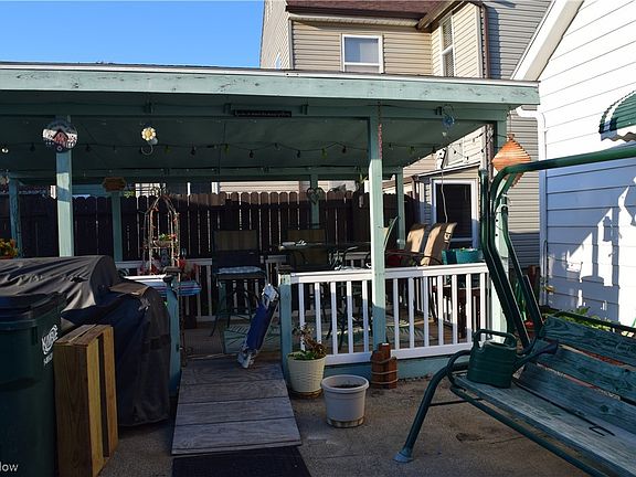 4th image of 80 16th St NW