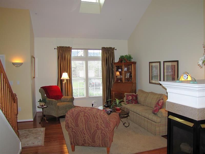 2nd image of 2912 Evening Dew Dr