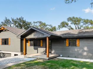 33944 Overton Cir, Adel, IA 50003