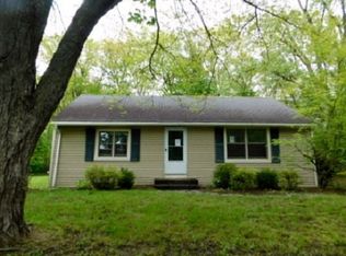 28 Mountainview Ter, Rensselaer, NY 12144