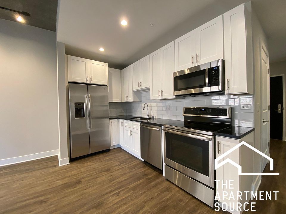 1st image of 3831 N Broadway St #522