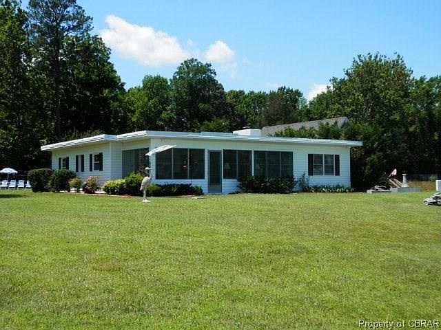 1st image of 820 Punchbowl Ln