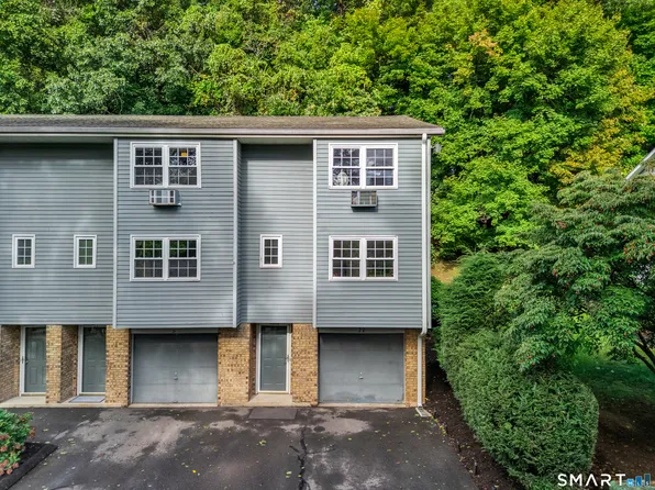 250 Summer Street #22I, Southington, CT 06479