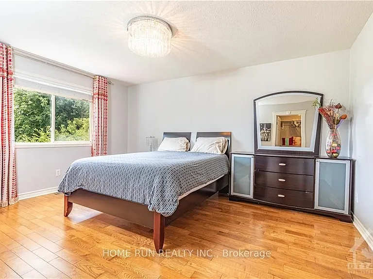 2 Borealis Cres — Photo 20