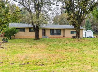 761 S Orchard Crest Ave, Springfield, MO 65802