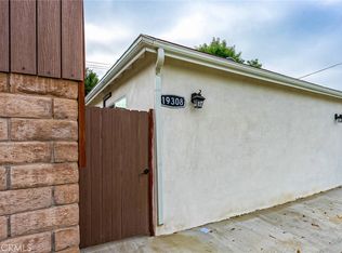 19308 W Calvert St, Reseda, CA 91335