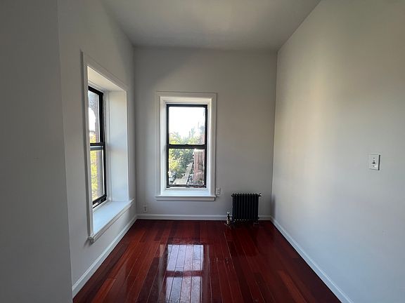 5th image of 356 Greene Ave APT 4F