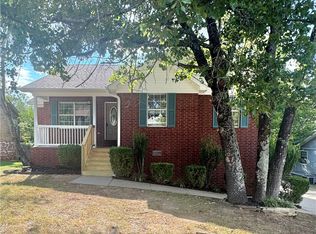 216 Heather Ln, Russellville, AR 72802