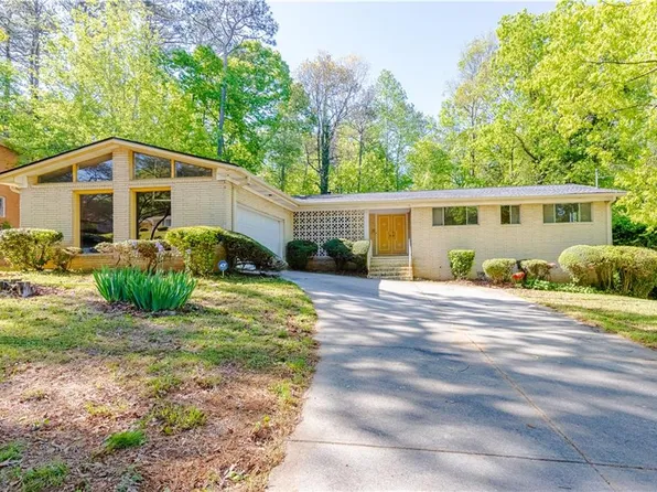 558 Larchmont Dr NW, Atlanta, GA 30318