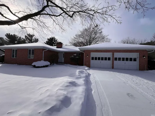 653 Bay View Dr, Mishawaka, IN 46544