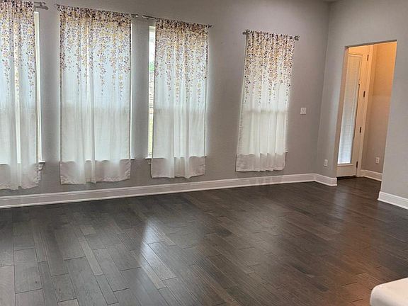 4th image of 2637 Enza Dr