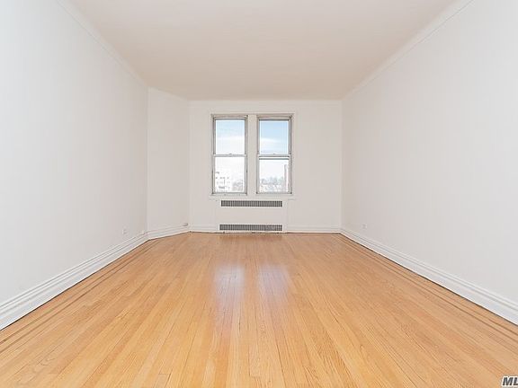 3rd image of 11420 Queens Blvd APT D8