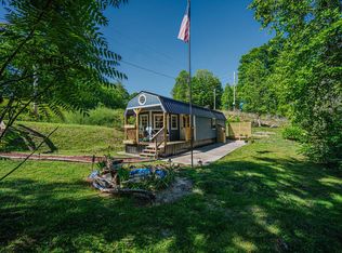 22 Randa Smith Rd, Beattyville, KY 41311
