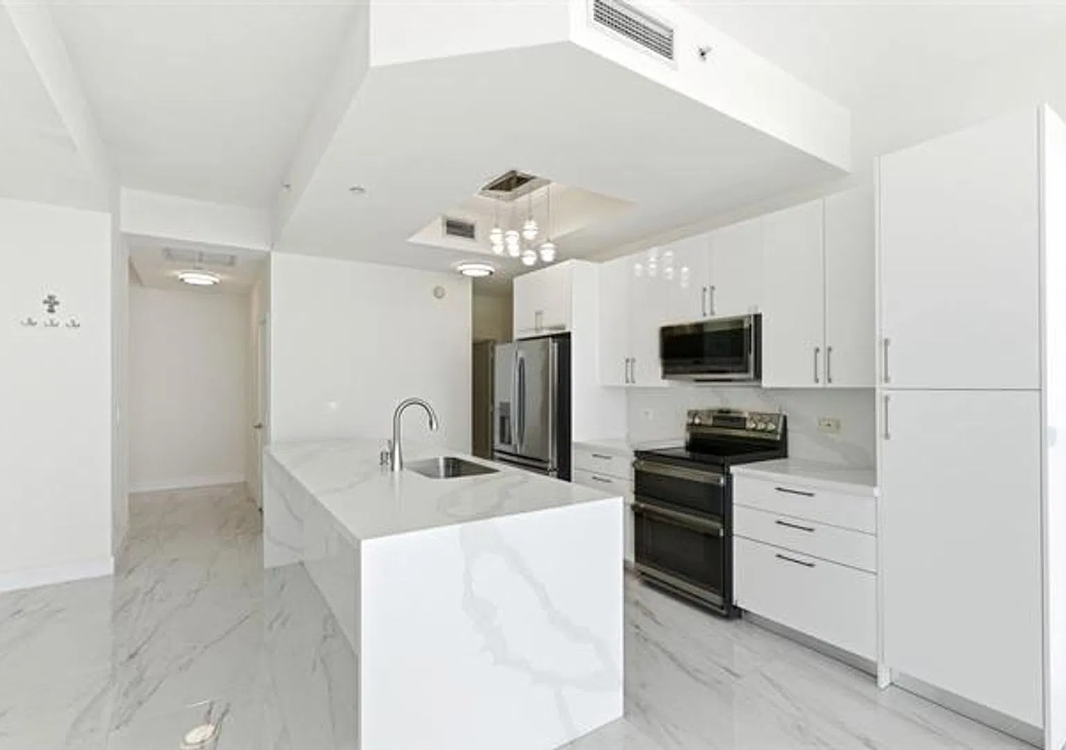 888 Biscayne Blvd cu-4904, Miami, FL 33132 — Photo 1