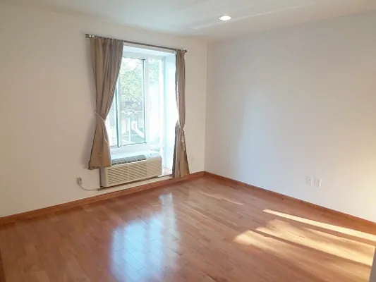 Rented by Citi Habitats | media 18