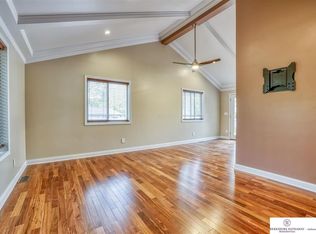 14217 Monroe Cir, Omaha, NE 68137