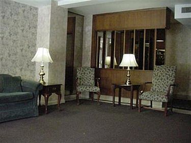 5th image of 11820 Edgewater Dr APT 806