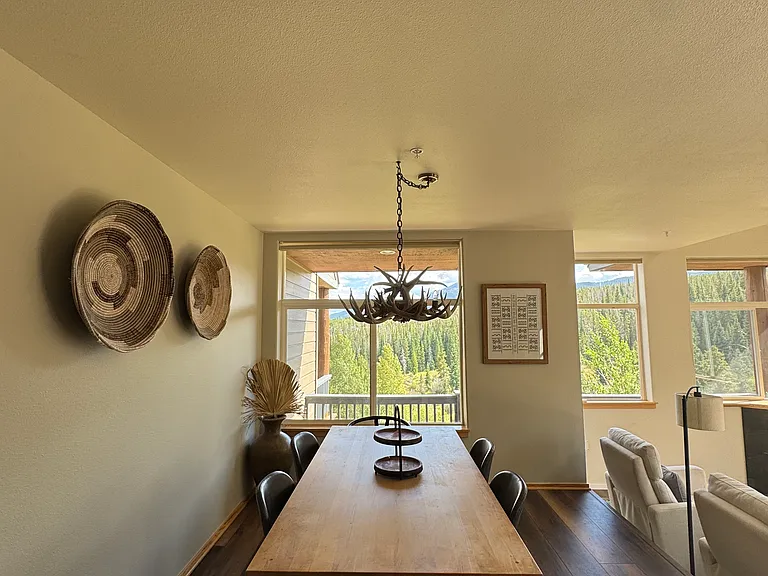 81 Cydney Ln — Photo 10
