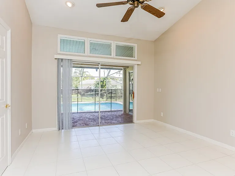 3731 NW 114th Ave — Photo 10