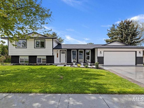 2nd image of 4795 S Maverick Way