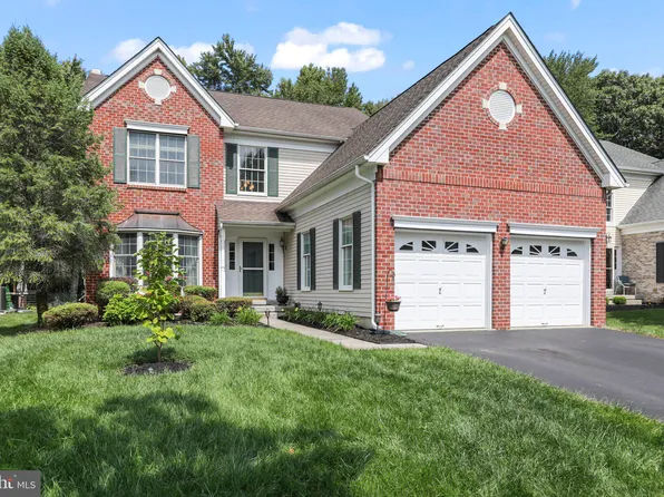 5 Lenmore Ct, Princeton, NJ 08540