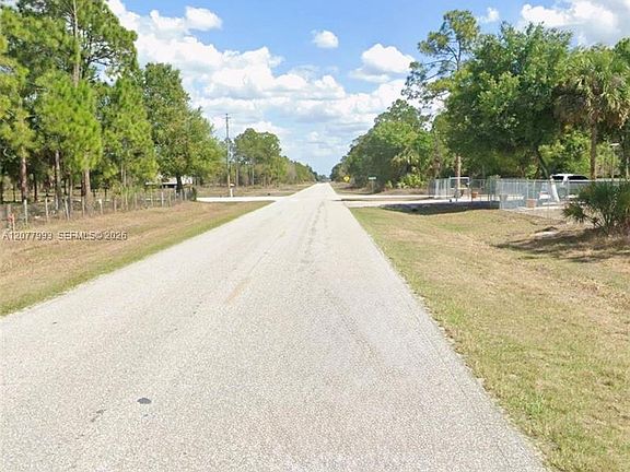 5th image of 536 Hunting Club Ave