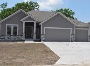 22581 Roosevelt St, Spring Hill, KS 66083