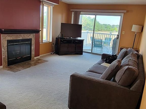 3rd image of 702 Jesse Way #702
