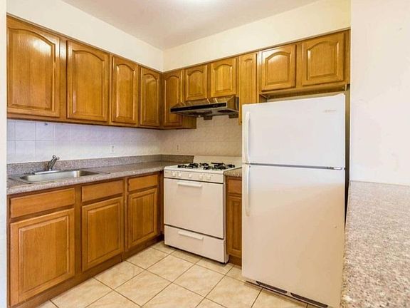 3rd image of 56-13 137th St Unit 2