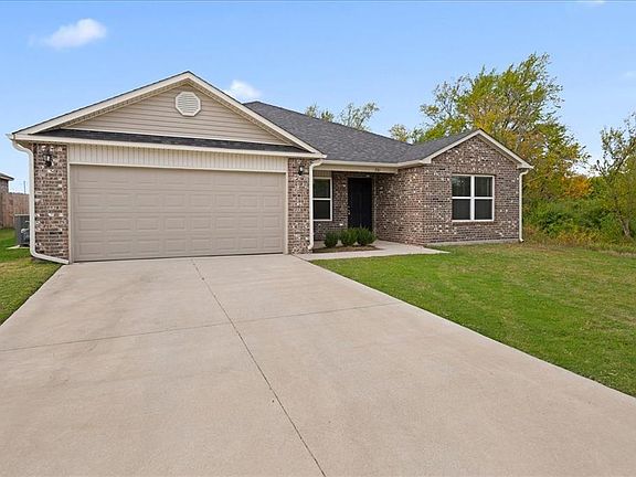 2nd image of 201 Klare Ct