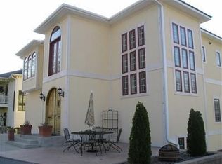 105 Upland Dr, Michigan City, IN 46360