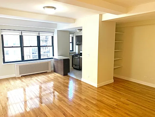 Rented by Stonehenge NYC LLC | media 3