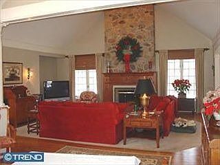 2nd image of 410 Hessian Dr