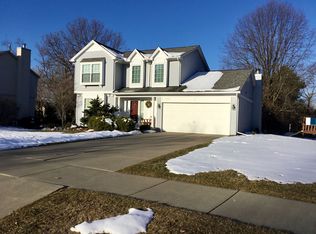 1392 Glenview Dr, Waterford, MI 48327
