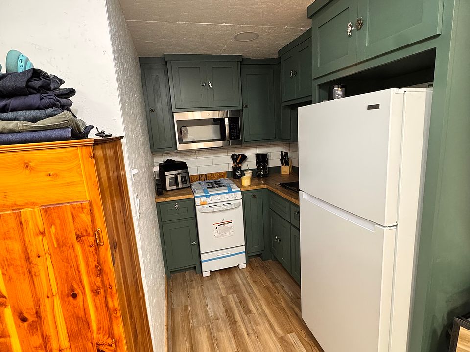 1st image of 1312 N Russell St #1