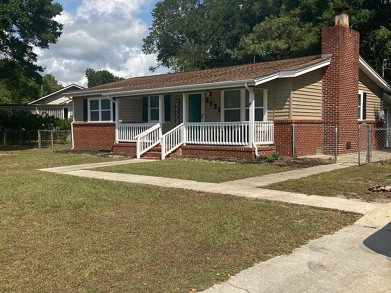1131 Charlotte Ave — Photo 16