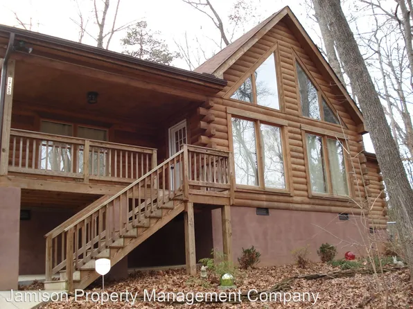 1728 Wildwood Dr, Charlotte, NC 28214