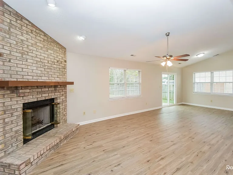 456 Bear Story Blvd — Photo 6