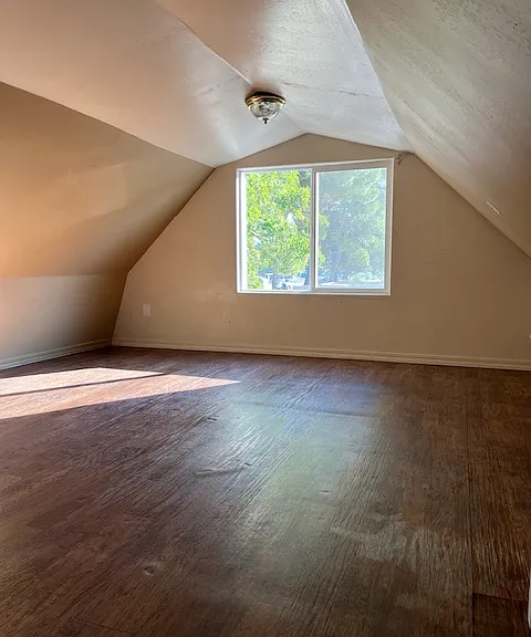 1420 Moon Valley Way #1/2 — Photo 5