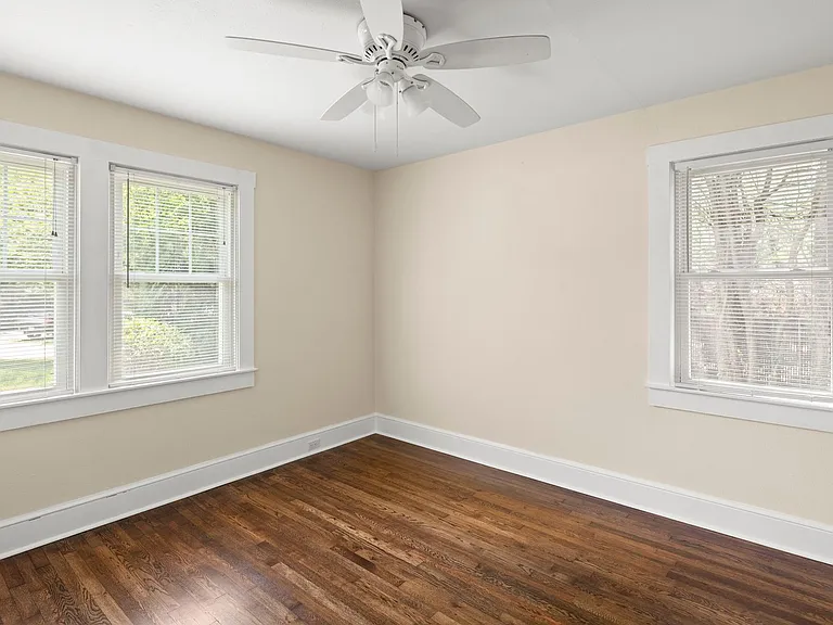 105 Stonewall Ave — Photo 15
