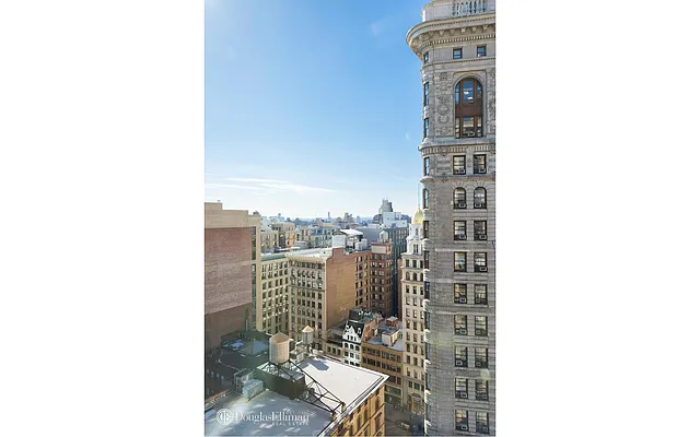 Sold by Douglas Elliman | media 23