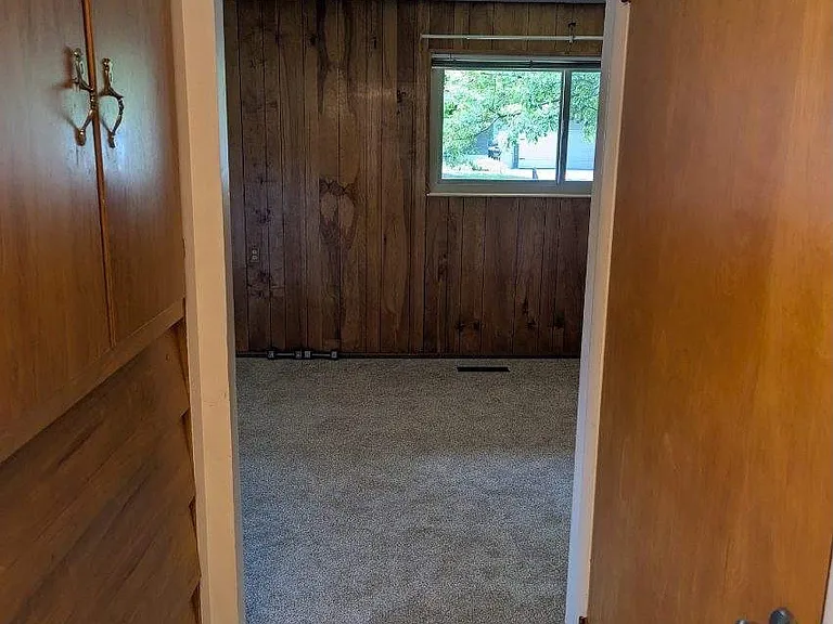 2595 S 800 W — Photo 1