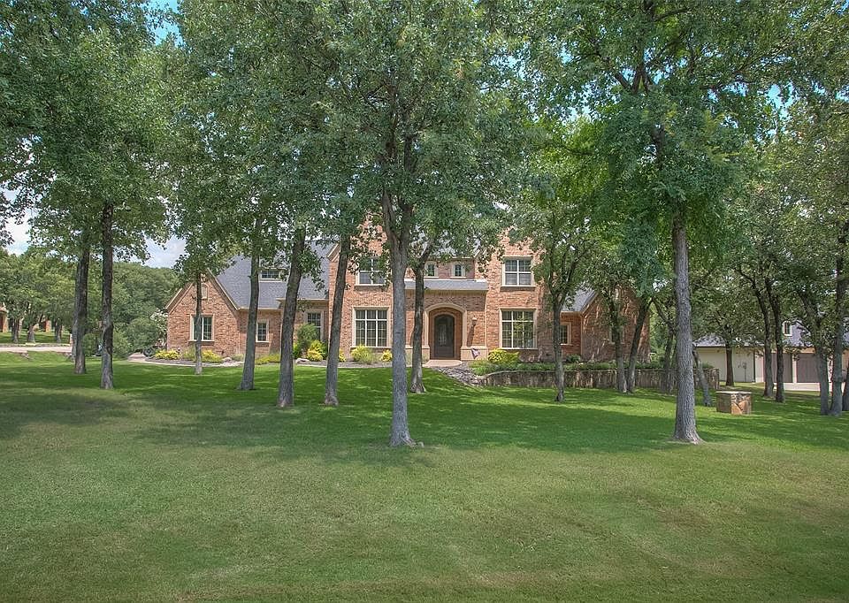 1st image of 10536 Silver Fox Ct