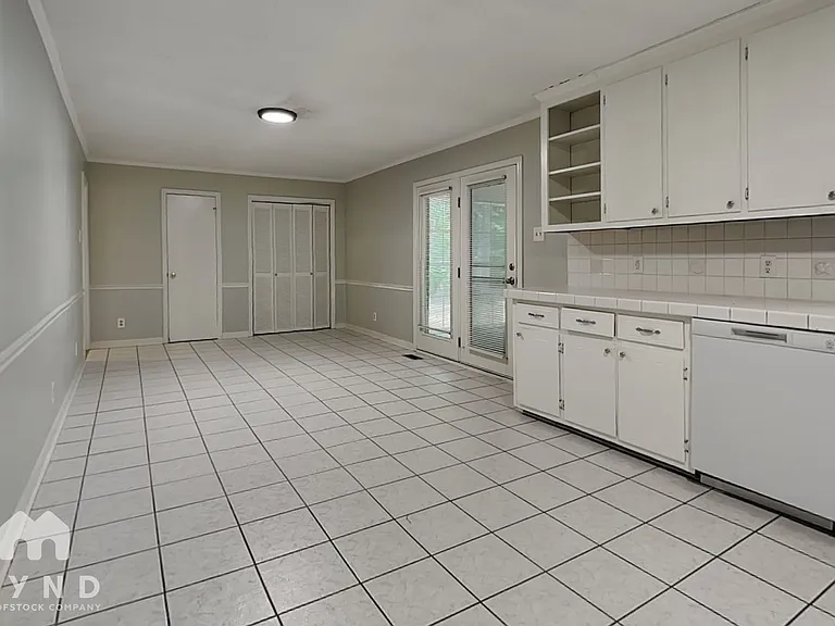 1508 Torredge Rd — Photo 4