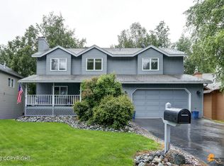 4832 Hunter Dr, Anchorage, AK 99502