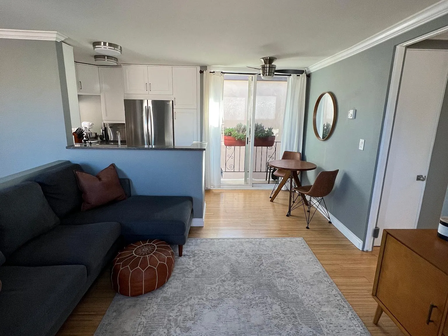 115 Dolphin Ave — Photo 2