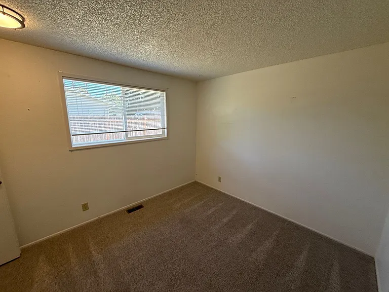 1809 Wallace Rd NW — Photo 12