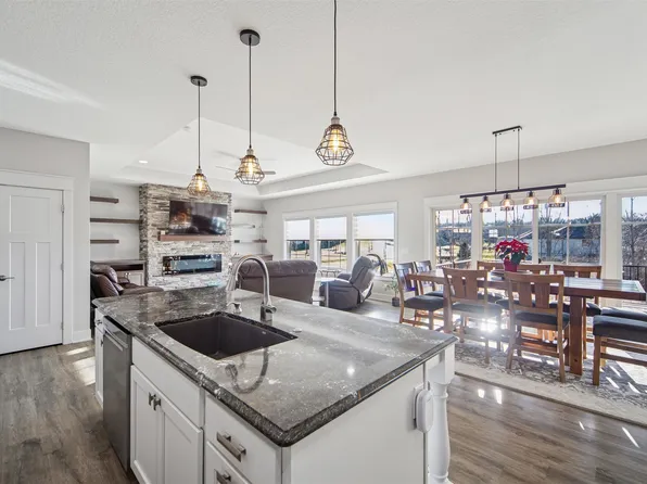 25018 Eagle Vista Dr, Adel, IA 50003